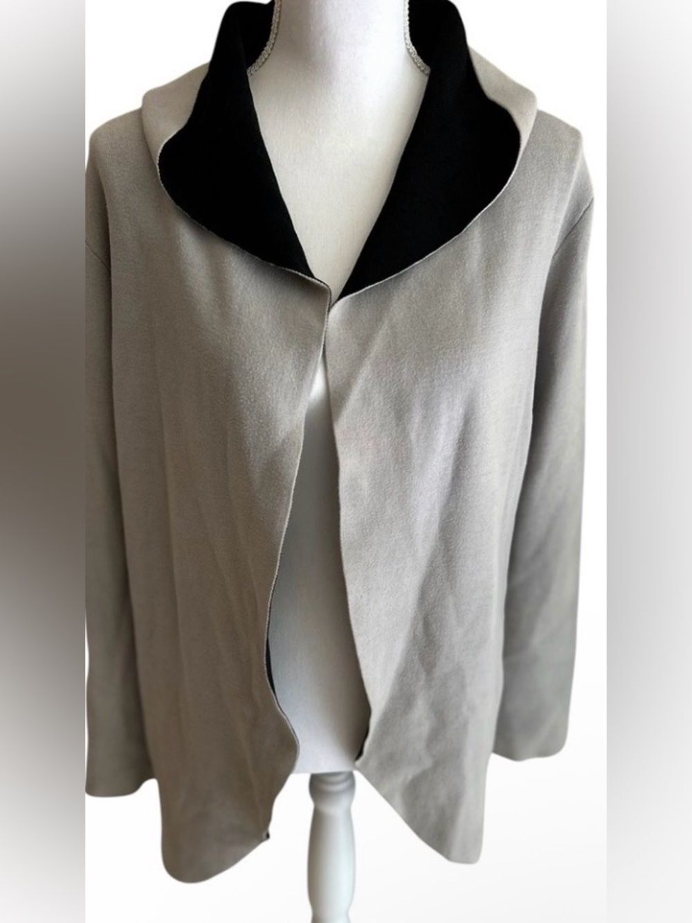 DREYDEN New York Hooded Cardigan Size Medium